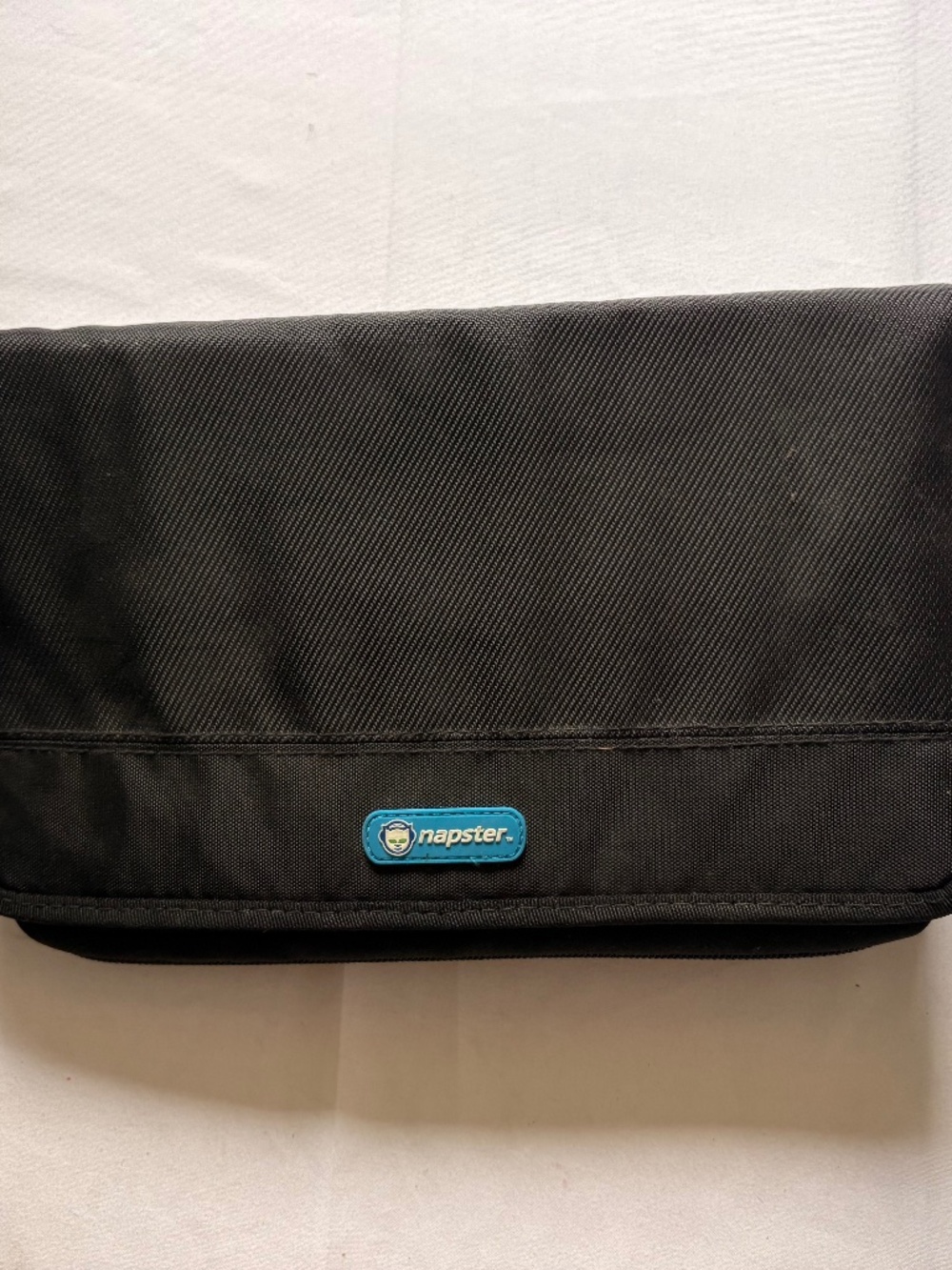 Vintage Napster CD DVD Binder Storage Case Holder 72 Disc Y2K Tech Promo Wallet